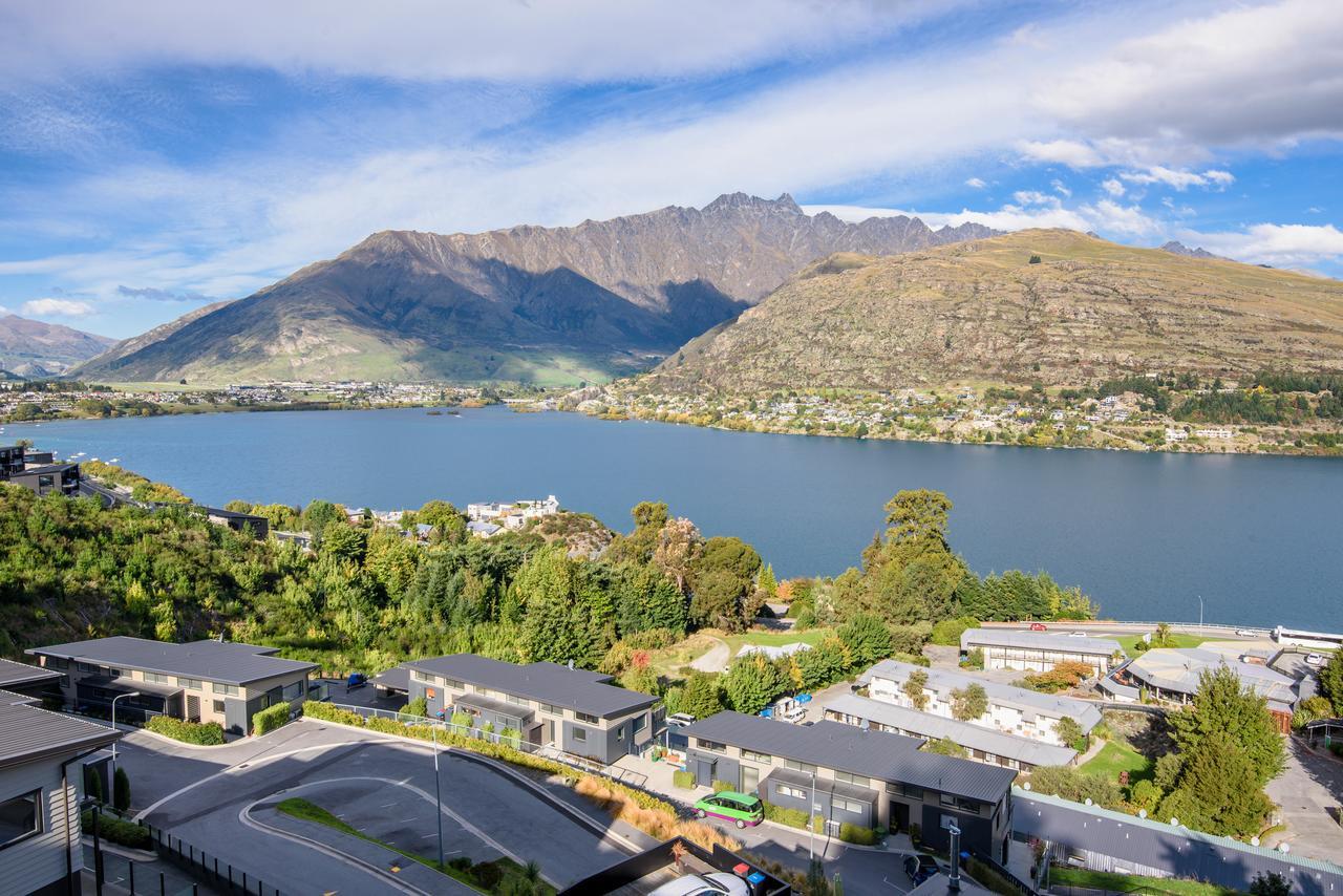 Contemporary Hilltop Abode Queenstown Exterior photo